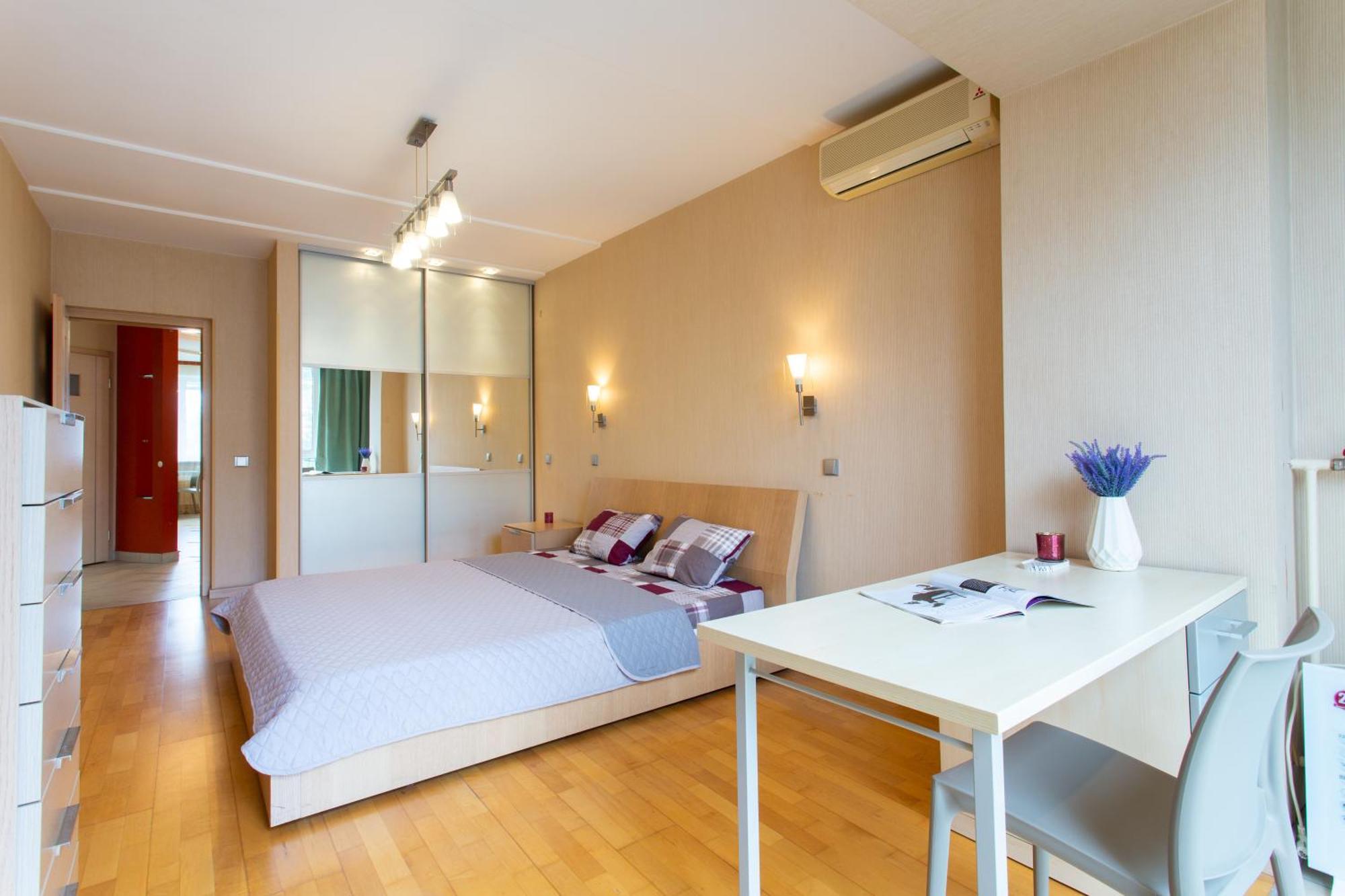 Skovorody Metro Station Apartment คาร์คิฟ ภายนอก รูปภาพ